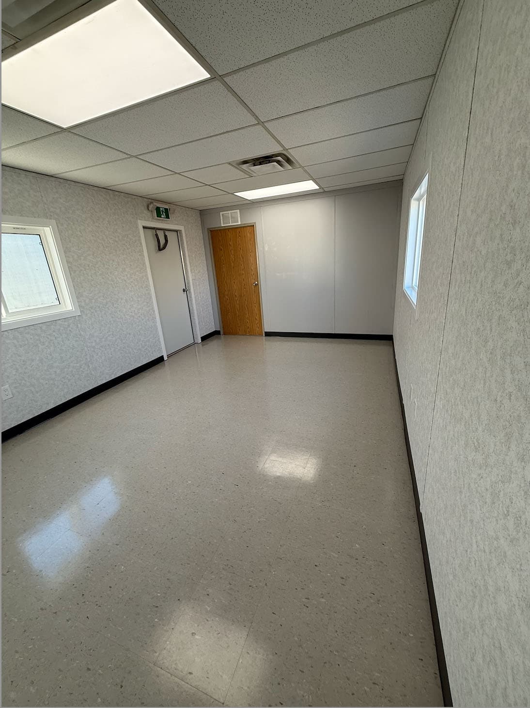 Skidded Office Trailer