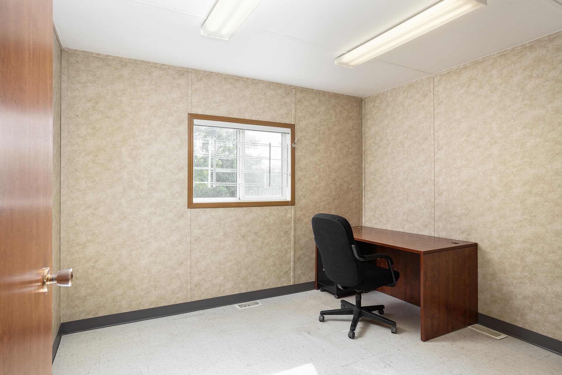 Skidded Office Trailer