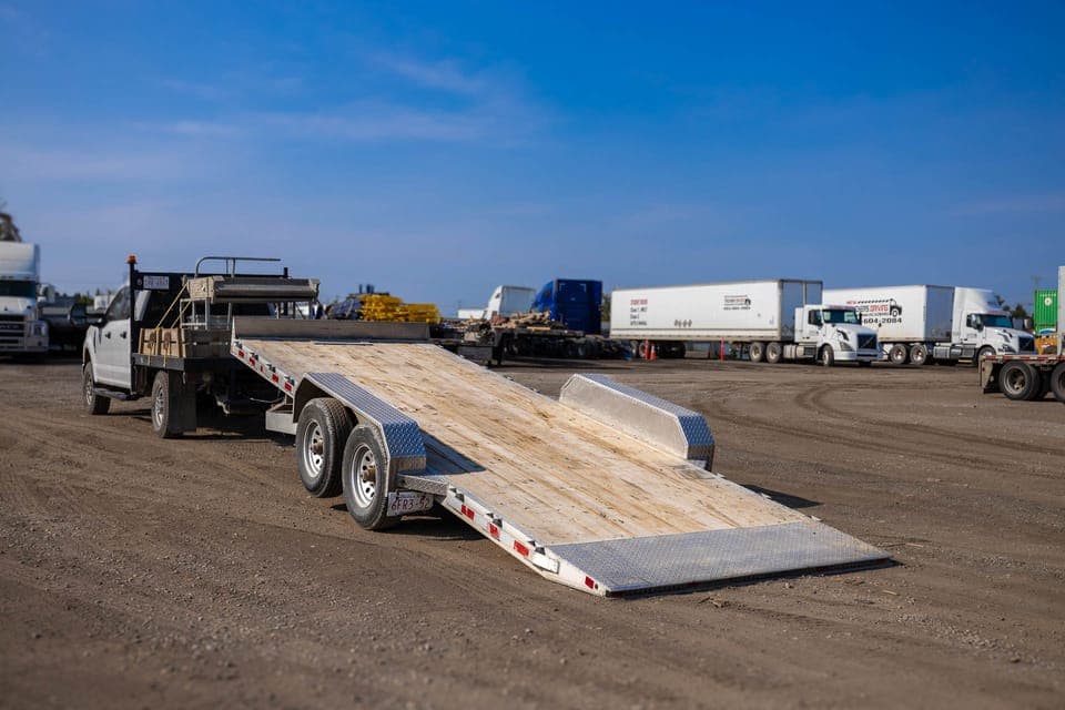 7' x 20' Flat Deck (10,000 lbs) - Main View 7' x 20' Flat Deck (10,000 lbs) - Main View