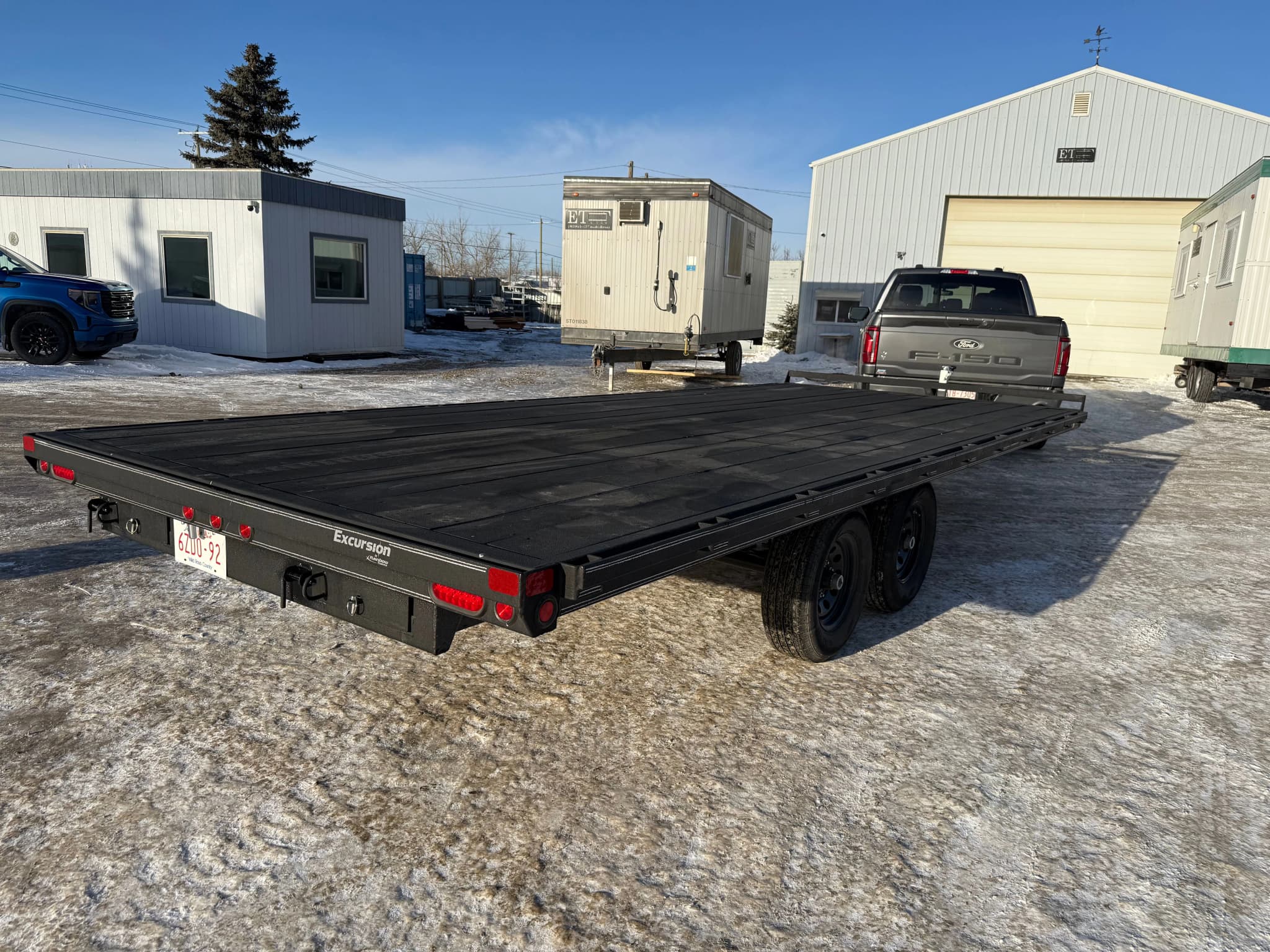 8' x 20' Deckover Trailer (9,900 lbs) 8' x 20' Deckover Trailer (9,900 lbs)
