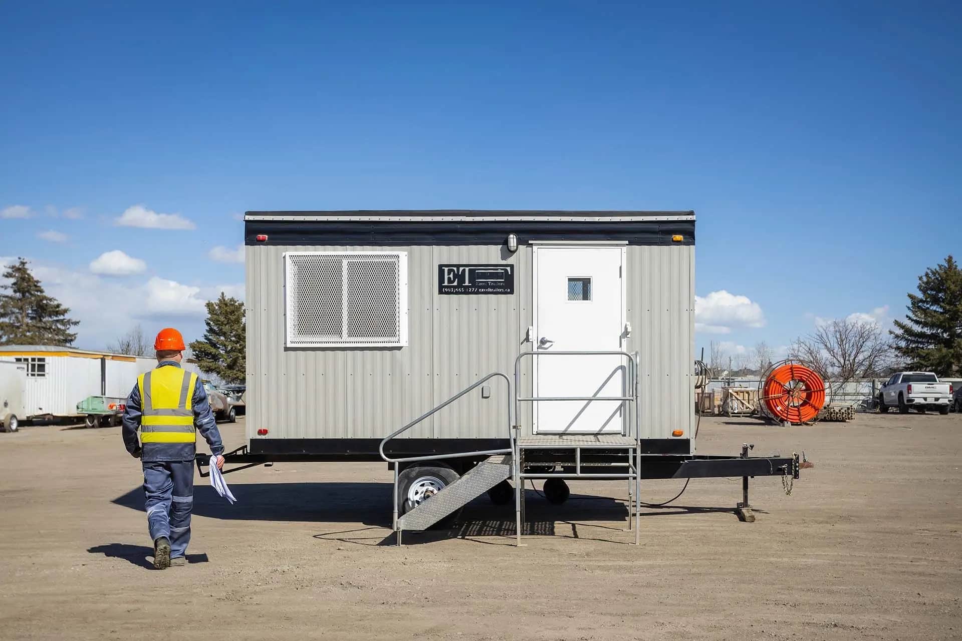 Temporary additional site office trailer Temporary additional site office trailer